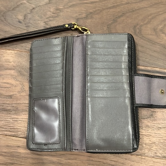 Fossil Wallet - Picture 3 of 4